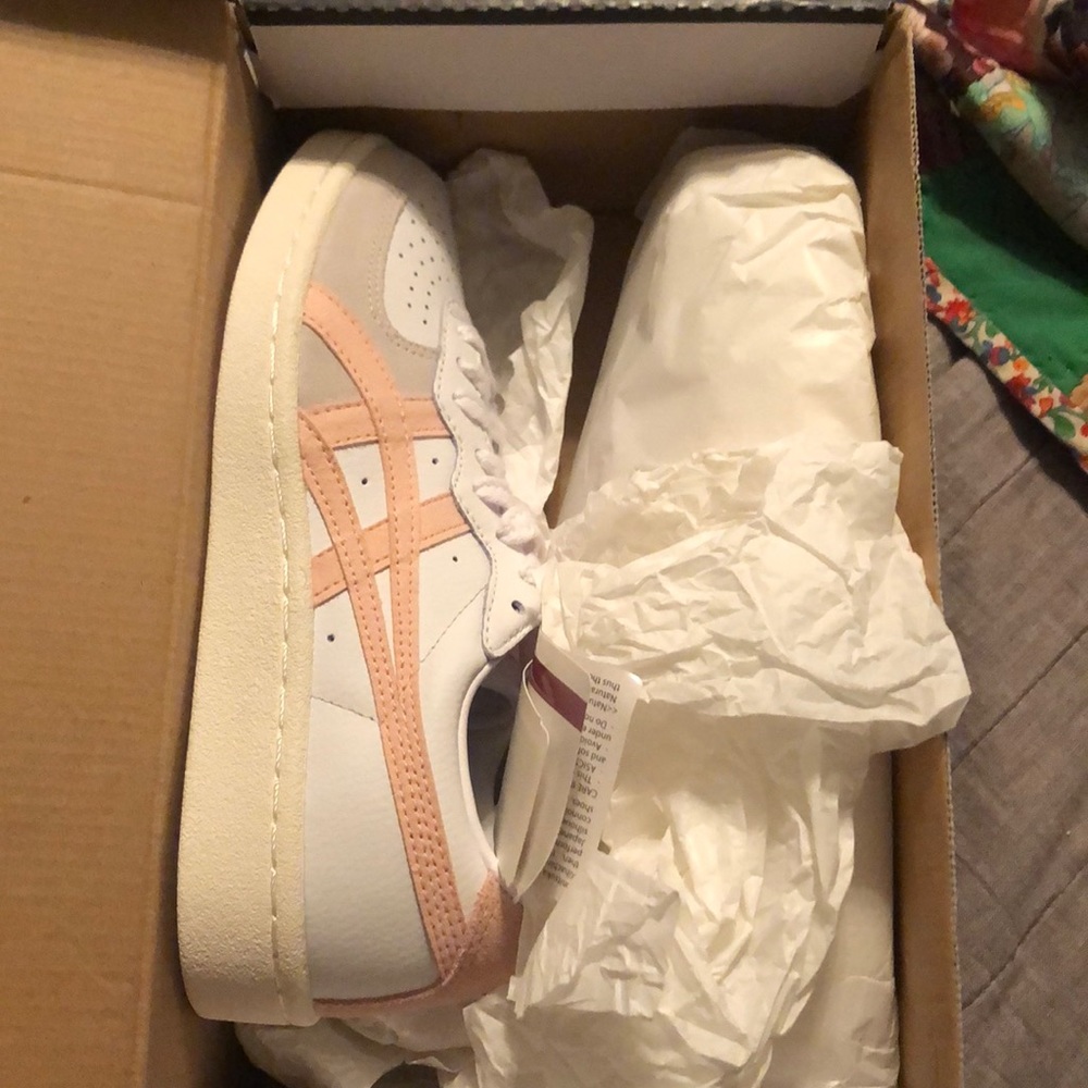 Onitsuka Tiger ASICS BRAND NEW